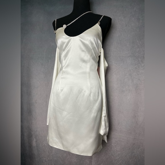 NANA JACQUELINE Alissa Cold Shoulder Dress White size medium - Picture 5 of 12